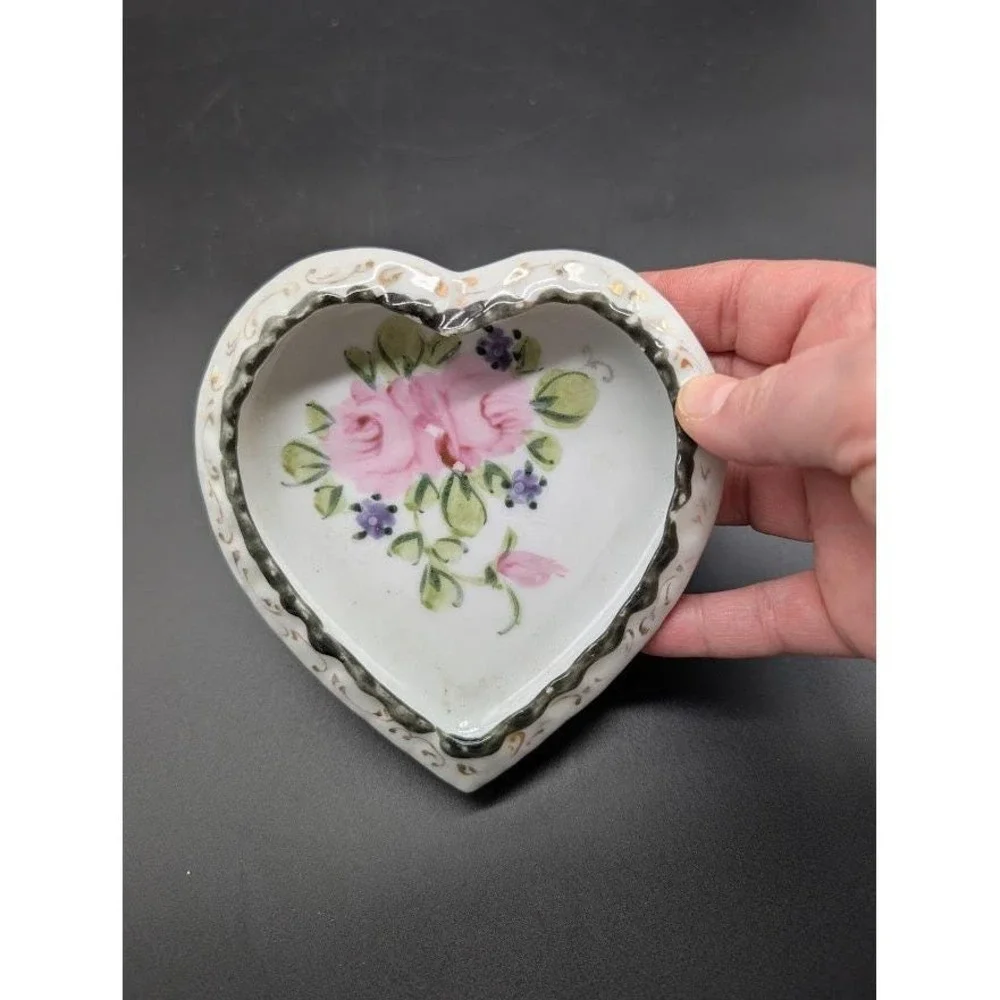 Antique Nippon Hand Painted Heart Shaped Porcelain Trinket Dish 4.5
